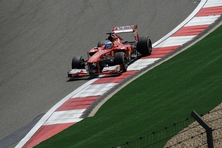 Fernando Alonso, con buenas sensaciones para carrera, saldrá tercero