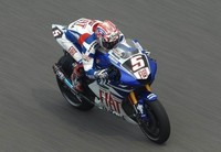 Colin Edwards se hace con su primera pole en el último suspiro