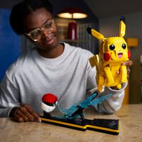 LEGO y Pokémon han tardado años en asociarse. Ahora se han unido en unos sets que son una auténtica pasada 