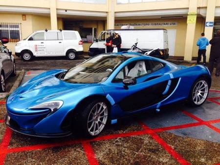 Papá Noel ha traído el primer McLaren P1 a la Península Ibérica