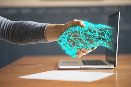 Así es la regulación europea que busca lograr una inteligencia artificial "digna de confianza": pionera y basada en los riesgos