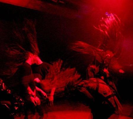 Los peligros del ‘headbanging’ en un concierto de Motörhead