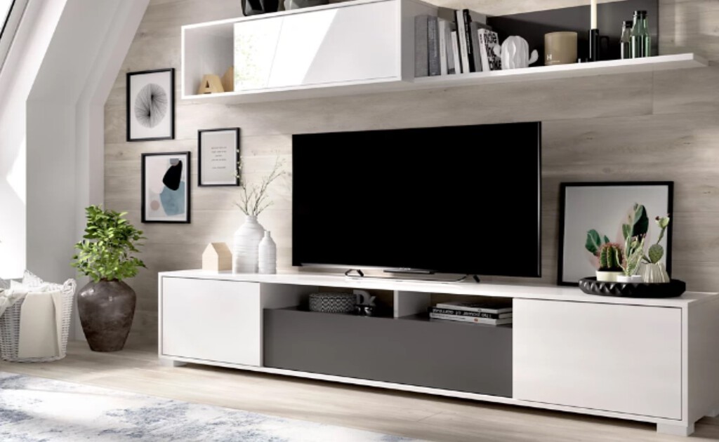 Di adiós a tener todos los cables a la vista con este mueble para TV