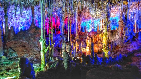 Un paseo asombroso: visita a las Cuevas dels Hams en Porto Cristo, Mallorca