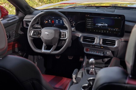 Ford Mustang 2023 15