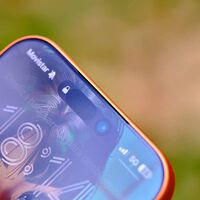 La nueva Siri AI ya está aquí: dos años después y con la ayuda de Google, esto es lo que hace el asistente con IA de Apple