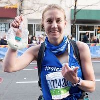 Una madre se extrajo con un sacaleches medio litro de leche materna mientras corría la maratón de Nueva York