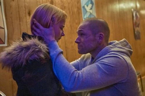 Acaba de estrenarse en Prime Video 'La educación de Polly McClusky' y merece la pena verla. Este neo western con Taron Egerton cuenta una estupenda historia de redención