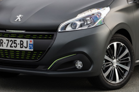 Peugeot 208 Toma Contacto 4