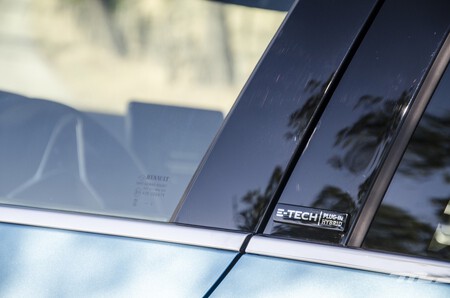 Renault Captur E-Tech 2021