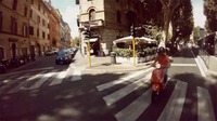 Roma desde una Vespa en menos de dos minutos