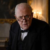 "Fue una decisión dura". John Lithgow aclara por qué aceptó ser Dumbledore en la nueva 'Harry Potter' pese a no entender las opiniones de J.K. Rowling