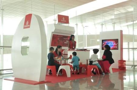 Emirates ofrece un espacio dedicado a los niños en los aeropuertos de Madrid y Barcelona