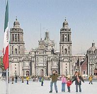 La Plaza del Zócalo convertida en pista de hielo