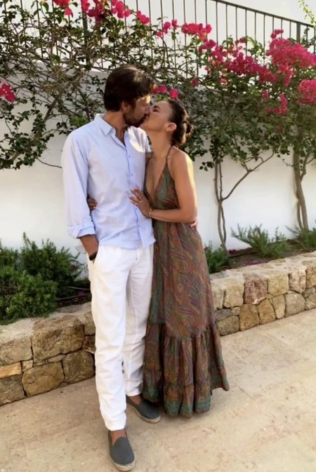 Chenoa: de fardar de bañador prehistórico a presumir de marido perfecto en Instagram
