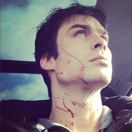 ¿Qué harías si te encuentras a Ian Somerhalder ensangrentado en una gasolinera?