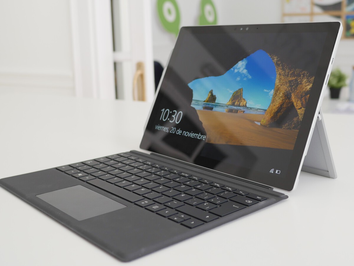 Surface Pro 4（256GB） Microsoft Surface Pro 4 256GB Silver - tablets (Full-size