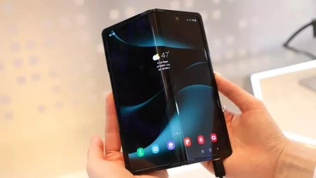The Verge の Samsung ディスプレイの画像