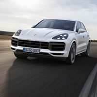 Porsche Cayenne Turbo 2018: más y mejor para el 911 de los SUV, con 550 CV y alerón activo