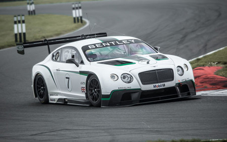 Ya hay fecha para el debut del Bentley Continental GT3