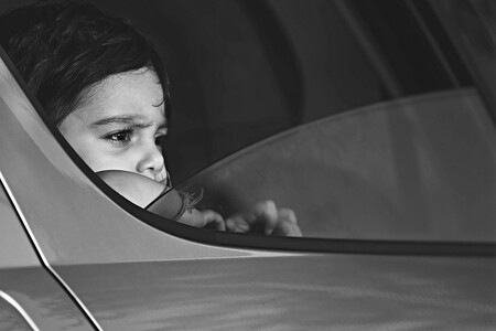 Cinco consejos de la DGT para viajar en coche con niños y una vital advertencia de seguridad