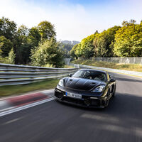 El Porsche 718 Cayman GT4 RS todavía no se ha presentado, pero en este vídeo ya revienta el crono en el Nürburgring