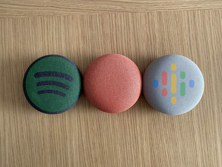 Cómo escuchar podcasts de Google o Spotify usando comandos de voz en un altavoz conectado de Google como si fuese una radio