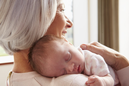 Ser madre a la edad de ser abuela: una médico gallega tendrá su tercer hijo a los 62 años