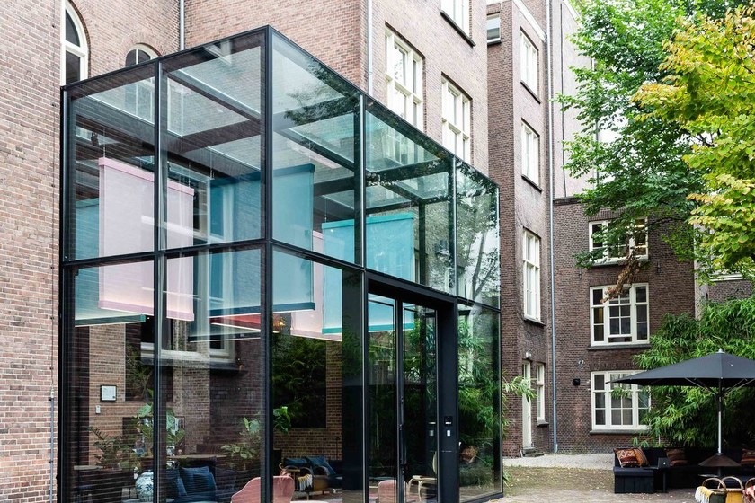 Olvida la oficina en casa porque la era de los lugares flexibles para