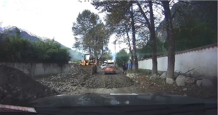 ¿Llevarías tu Nissan GT-R al Campo Base del Everest? Este tipo de Singapur lo ha hecho