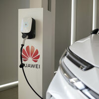 Más allá de los teléfonos móviles: Huawei quiere que cargues tu coche eléctrico en casa aprovechando la energía solar