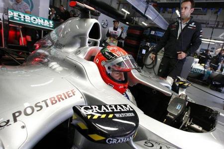 Michael Schumacher y Mercedes GP atribuyen su mal rendimiento a nuevos problemas con el DRS