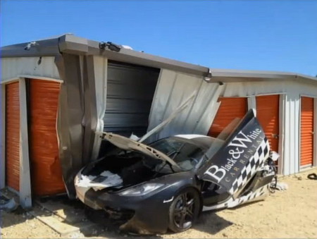 Dolorpasión™: Un McLaren MP4-12C acaba destrozado en el Goldrush Rally