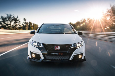 Honda Civic Type R 2015 4