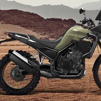 La rival china de la Yamaha Ténéré acaba de llegar a Europa, es una trail de 96 CV y fue la sensación del último Dakar