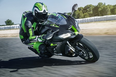 Kawasaki ZX-10R SE, suspensiones electrónicas para una superdeportiva aún más radical