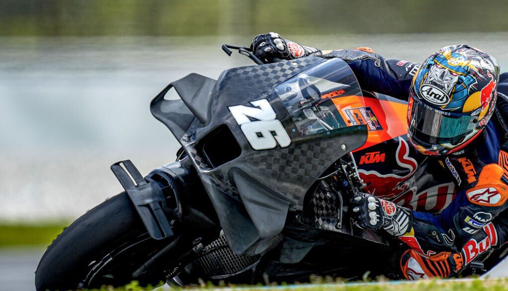 Les scientifiques pensent que le flux d'air généré par une moto peut influencer plus que prévu la capacité de freinage de la moto qui circule derrière