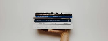 Los nueve mejores libros de 2025, recomendaciones y novedades que enganchan este año