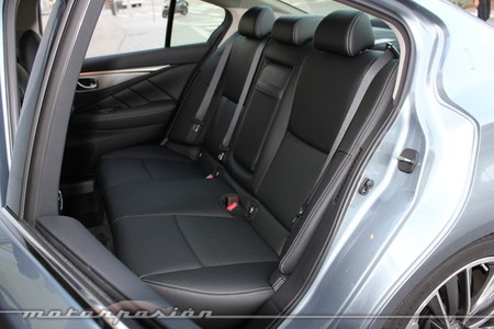 Infiniti Q50, vista interior