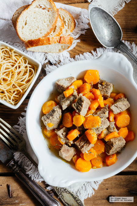 Guiso de carne de res con zanahorias. Receta fácil de carne