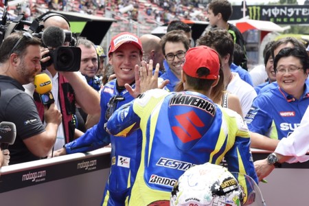 Suzuki Aleix Maverick Pole Montmelo 2015 Motogp