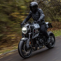 ¡Radical! La Brabus 1300 R es como la KTM 1290 Super Duke R, pero a lo bruto y por 42.500 euros