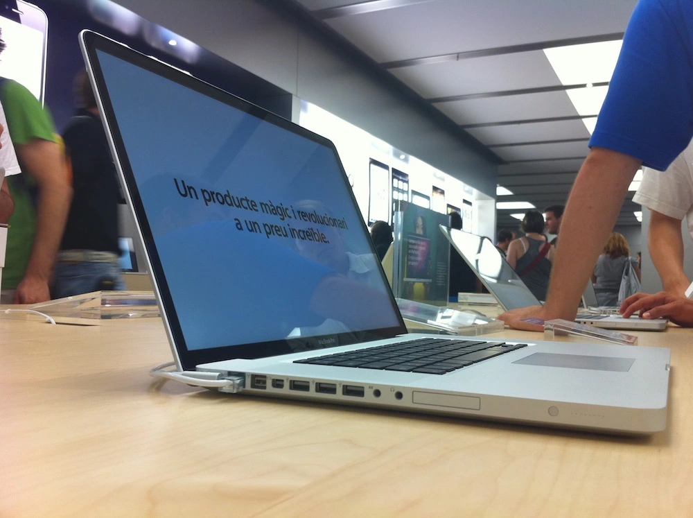 Foto de Inauguración Apple Store La Maquinista (64/93)