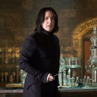 "Me motiva aún más": el nuevo actor de Snape está sufriendo el racismo de los fans de Harry Potter que no le aceptan en el reboot