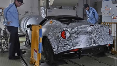 El nuevo motor para coches eléctricos de Yamaha es muy versátil, y por ahora lo están probando en este Alfa Romeo 4C