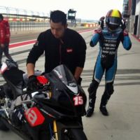 Alex De Angelis vuelve a subirse a una moto tras recuperarse de sus graves lesiones