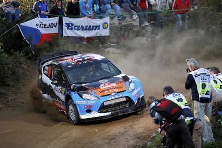 Rally de Cerdeña 2012: los pilotos privados siguen marcando el ritmo