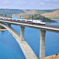 España decidió construir su vida social en torno al AVE. Y ahora está descubriendo las consecuencias de que falle