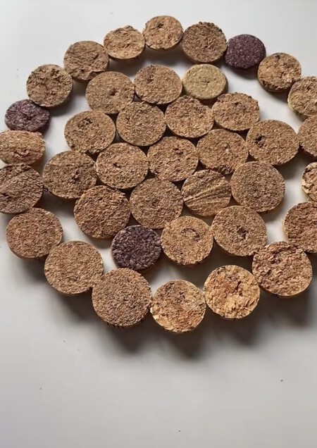 Posavasos hecho con corcho