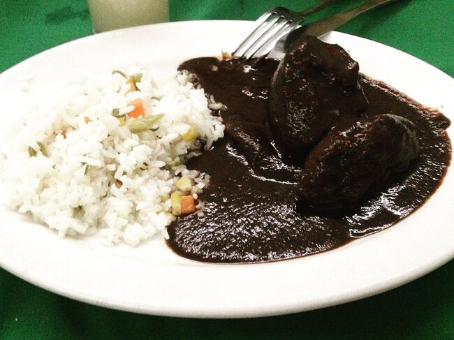 Todo listo para el Festival de los Moles 2026: vive una fiesta de sabores con el platillo más emblemático de Oaxaca